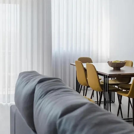 Dinis Place Apartment *