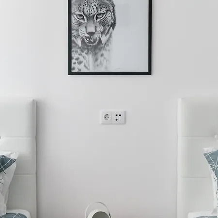 Dinis Place Apartment *